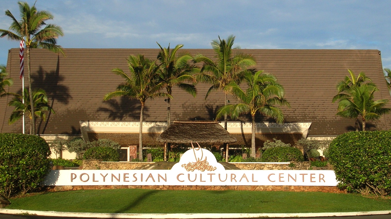 Entrance to the Polynesian Cultural Center