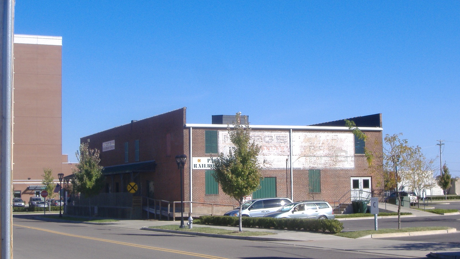 Paducah Railroad Museum building and rail car