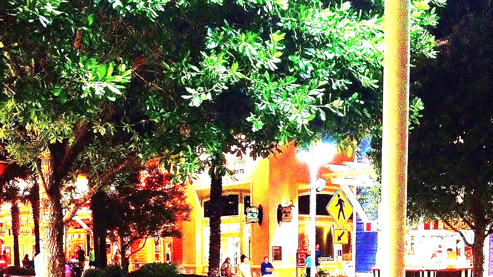 Pier Park streetscape and shops in Panama City Beach