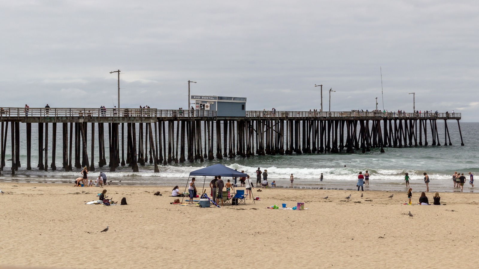 Pismo Beach Pier extending into the Pacific Ocean