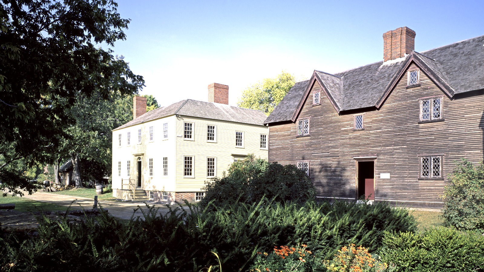 Historic buildings at Strawbery Banke Museum