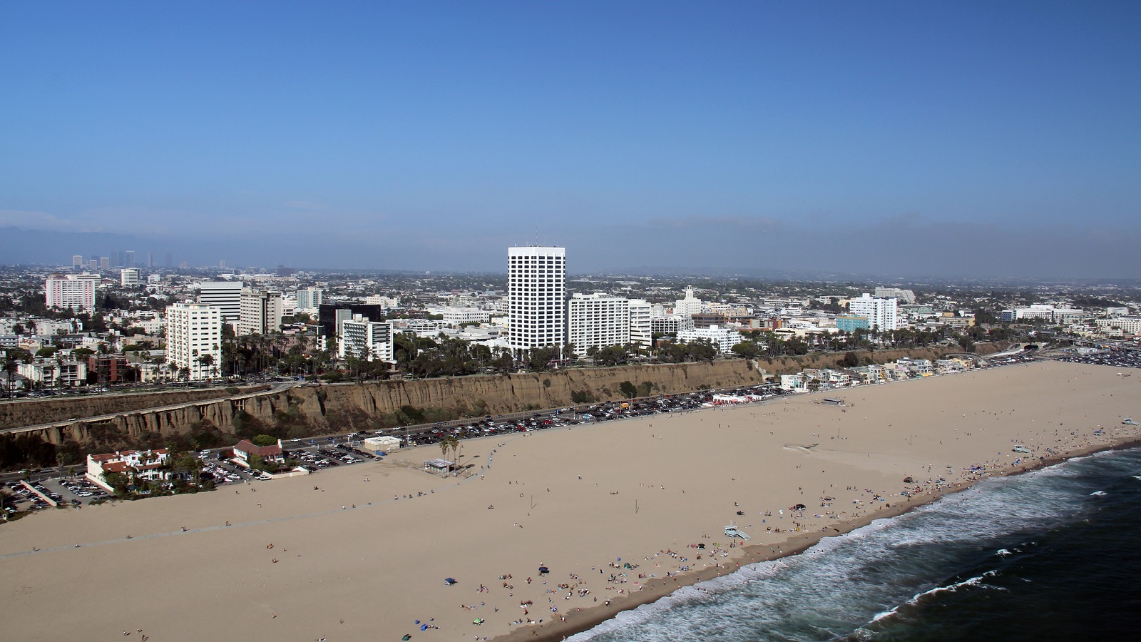 Santa Monica State Beach, shoreline and pier