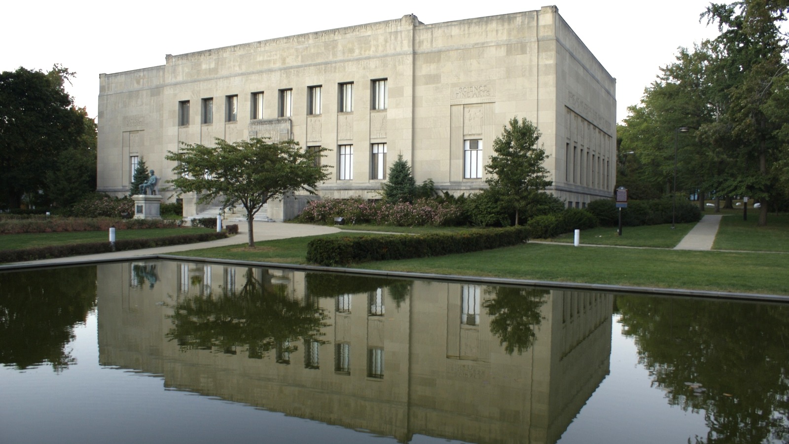 Everhart Museum in Scranton's Nay Aug Park