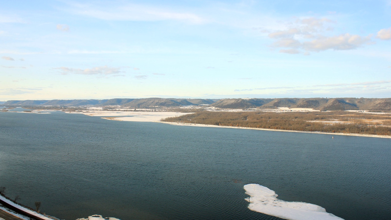 Mississippi River view from John A. Latsch State Park