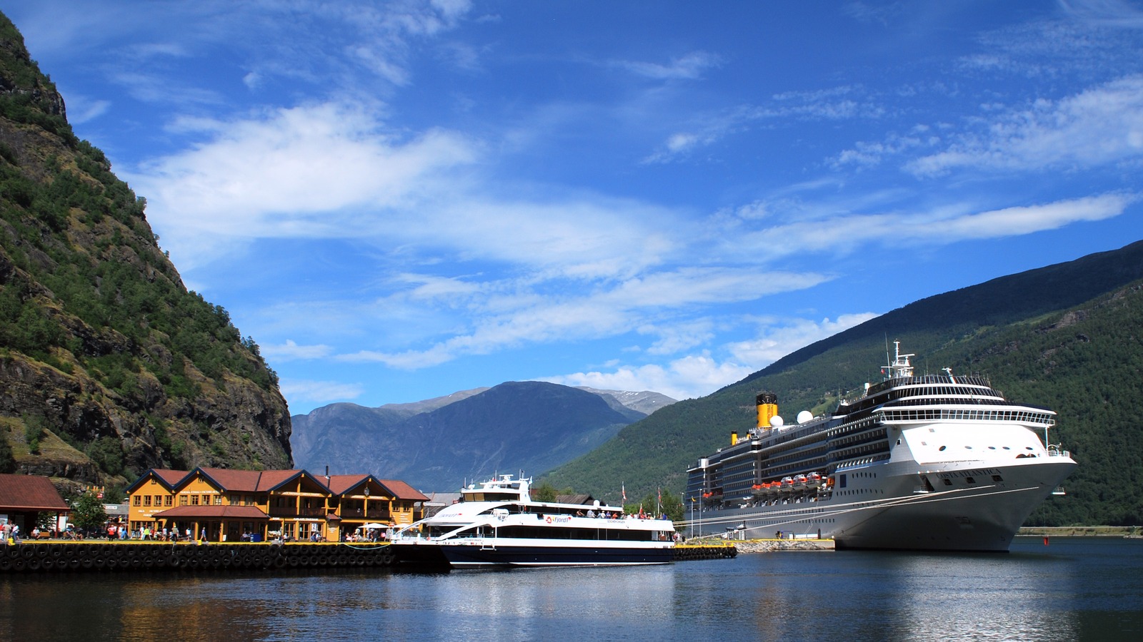 Historical photograph of Flåm harbour and fjord arrival