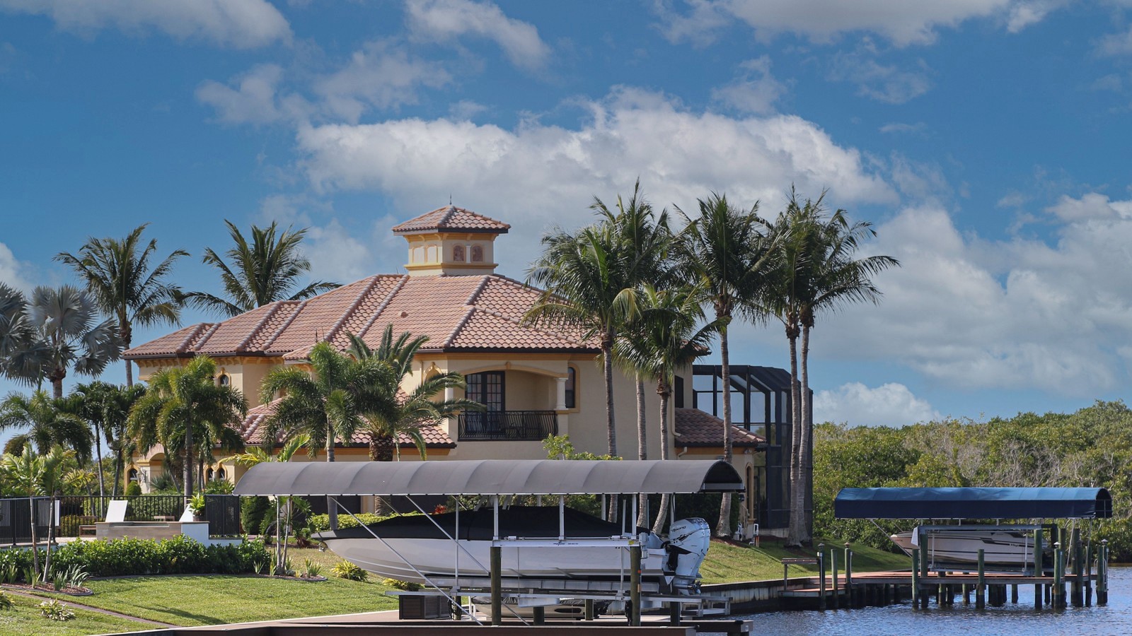 Cape Coral canal waterfront and homes