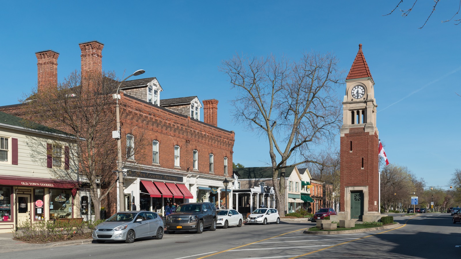 Queen Street and the clock tower in Old Town Niagara-on-the-Lake, Ontario, on a clear day