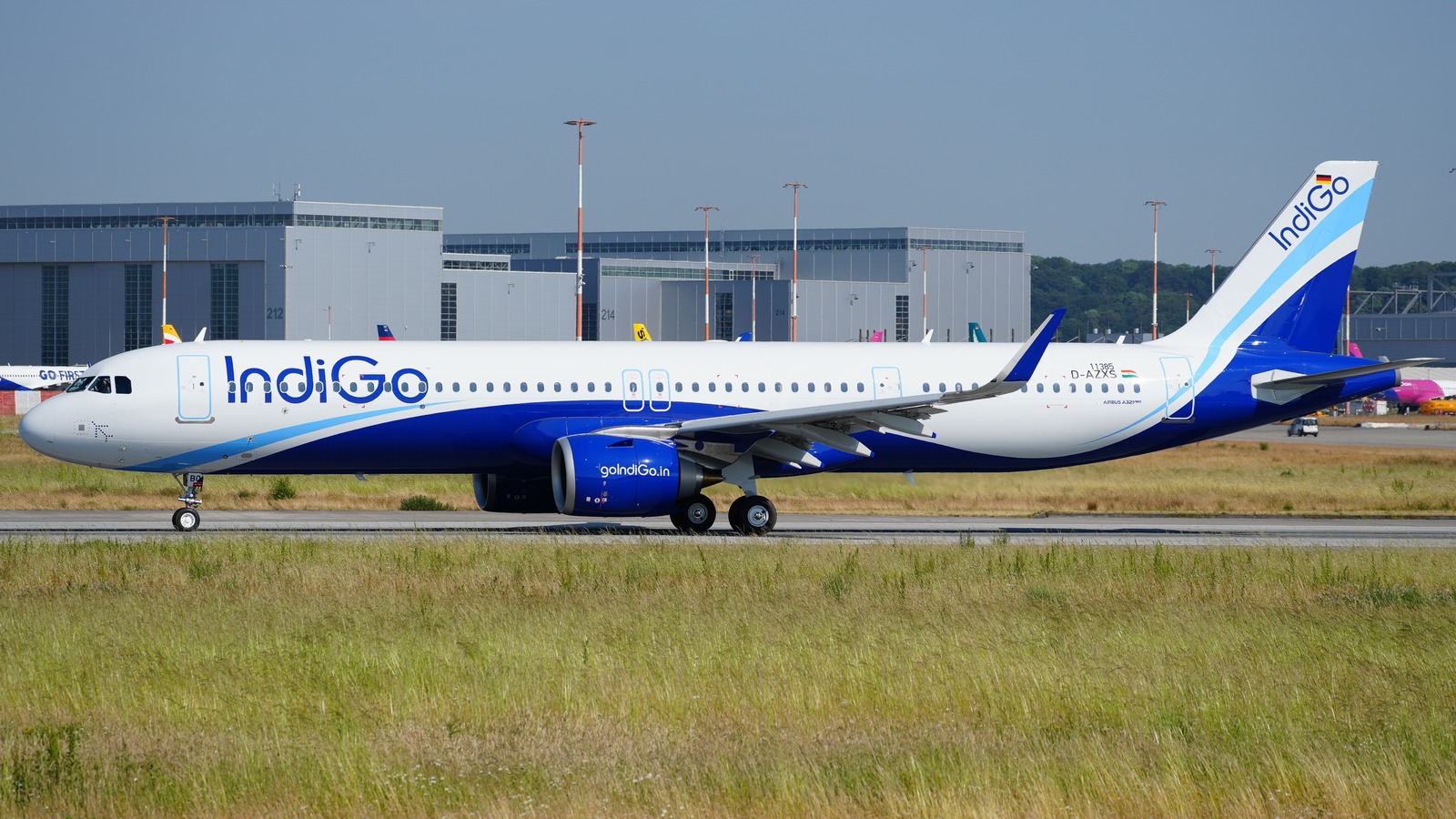 IndiGo Airbus A321neo at Hamburg Finkenwerder in June 2023, illustrating the airline rather than the assigned Dar es Salaam aircraft