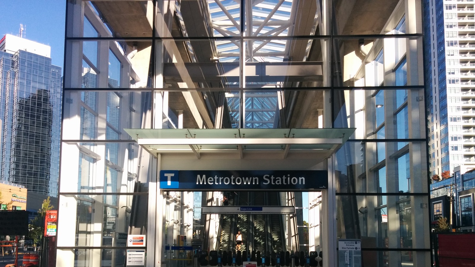 Archive entrance to Metrotown Station, the new southern endpoint of the R2 RapidBus connection