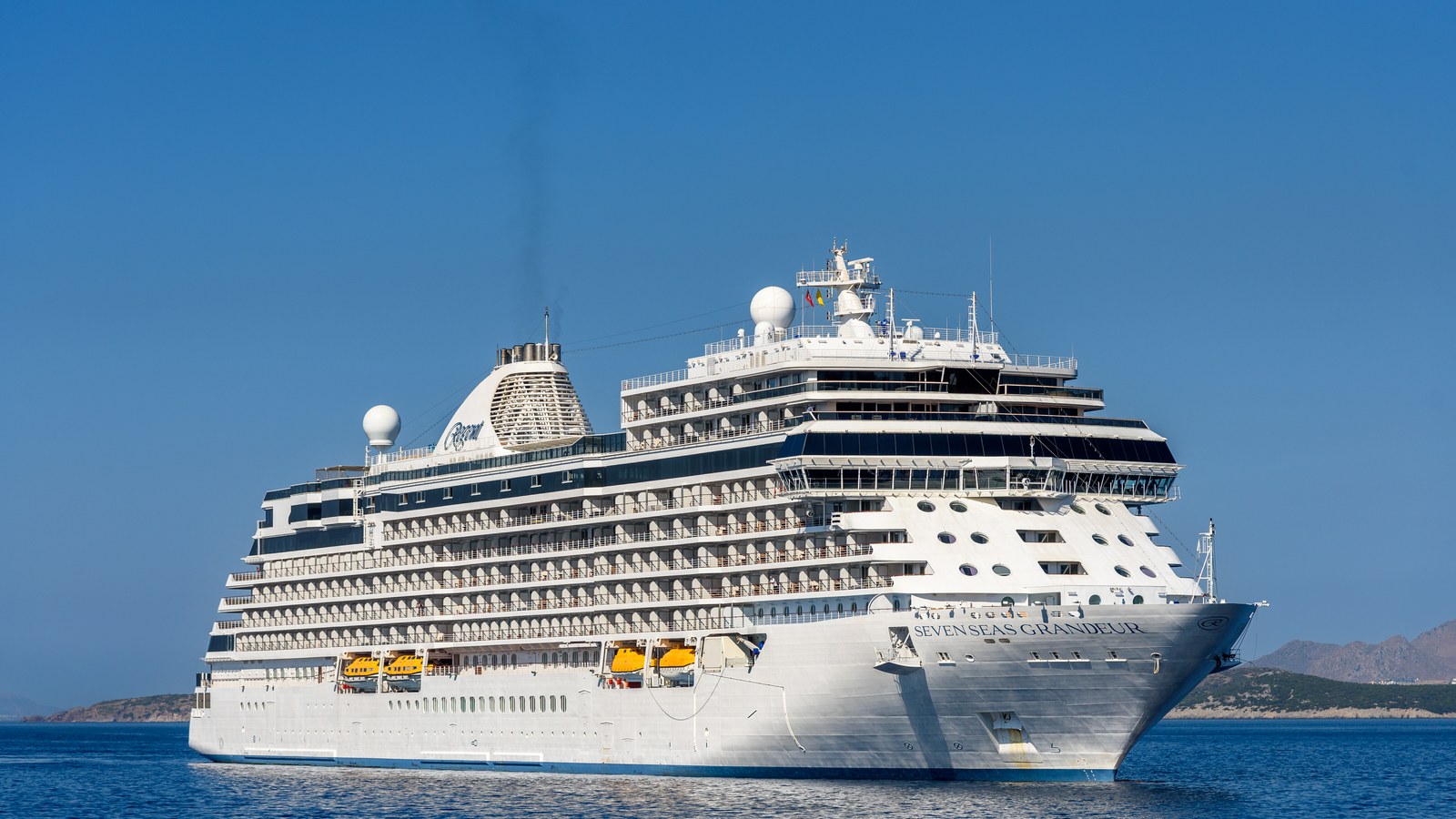 Regent's Seven Seas Grandeur at anchor, a fleetmate of the Seven Seas Prestige, which is still under construction