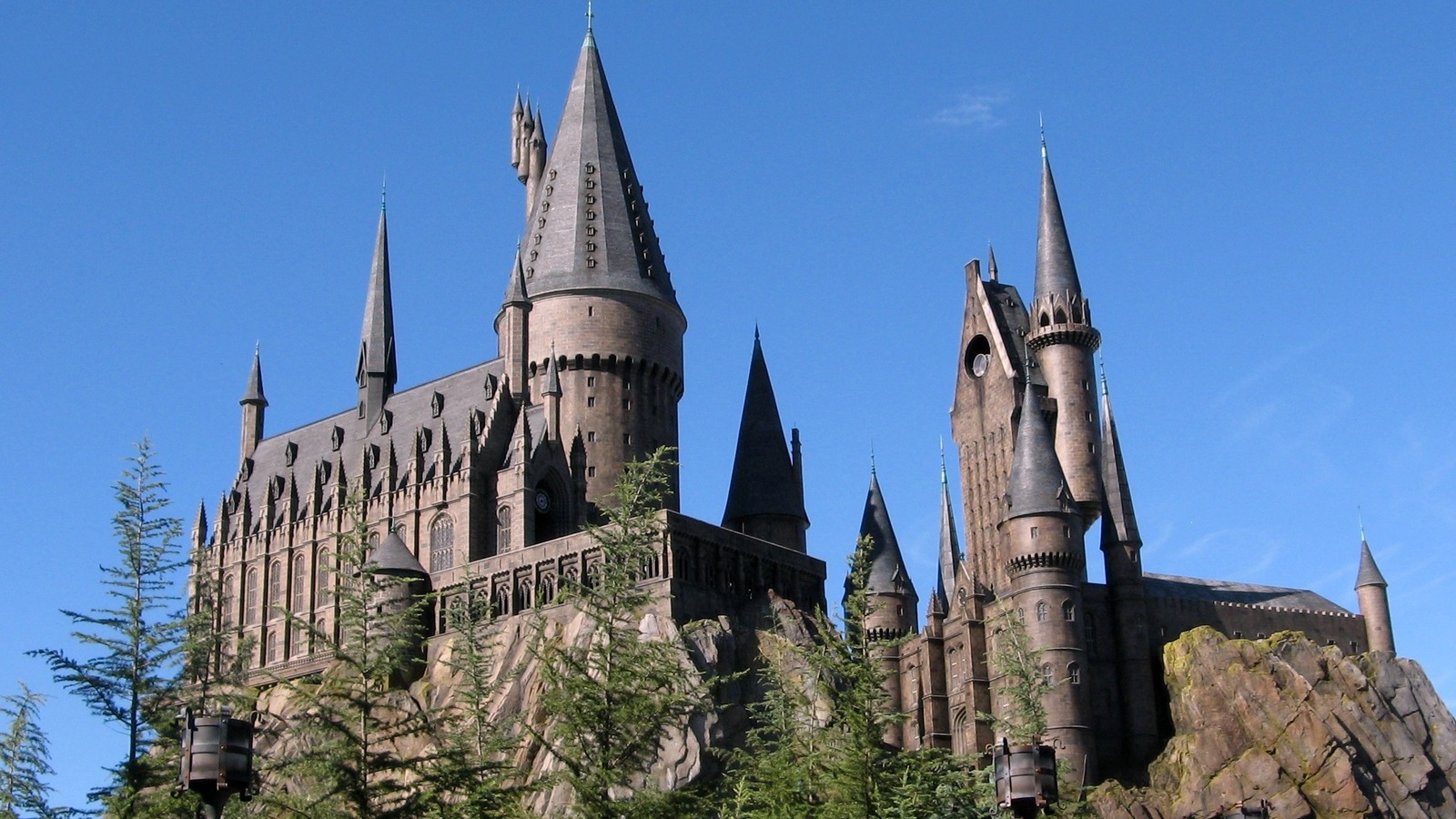 Hogwarts Castle at Universal Islands of Adventure, the building that houses Harry Potter and the Forbidden Journey