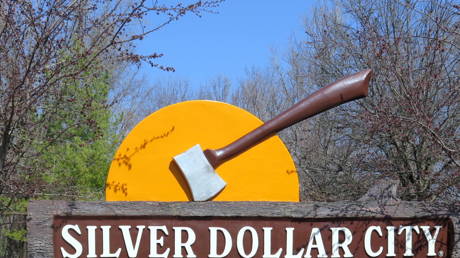 Silver Dollar City's physical entrance sign in March 2025, shown as park context rather than the fall pumpkin display