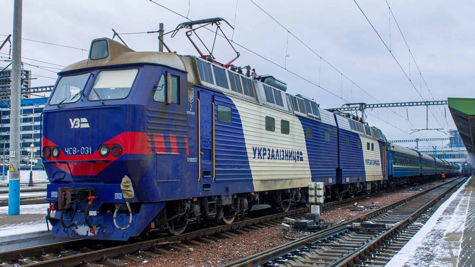 Ukrainian Railways ChS8-031 locomotive at Kyiv main station in December 2023; file photo, not the locomotive struck at Yahodyn