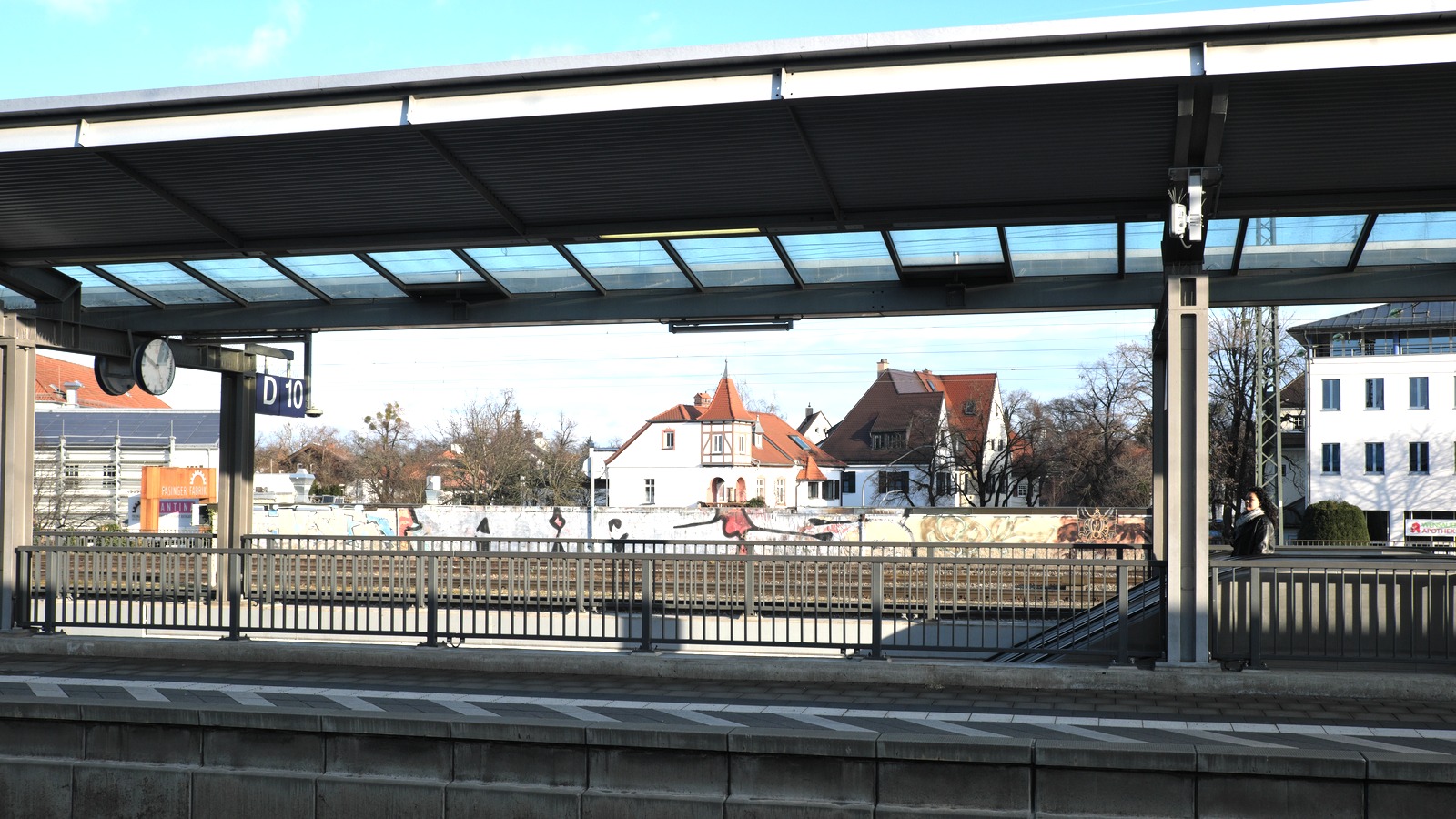 Platforms at Munich Pasing railway station photographed in December 2024 before the September 2026 works