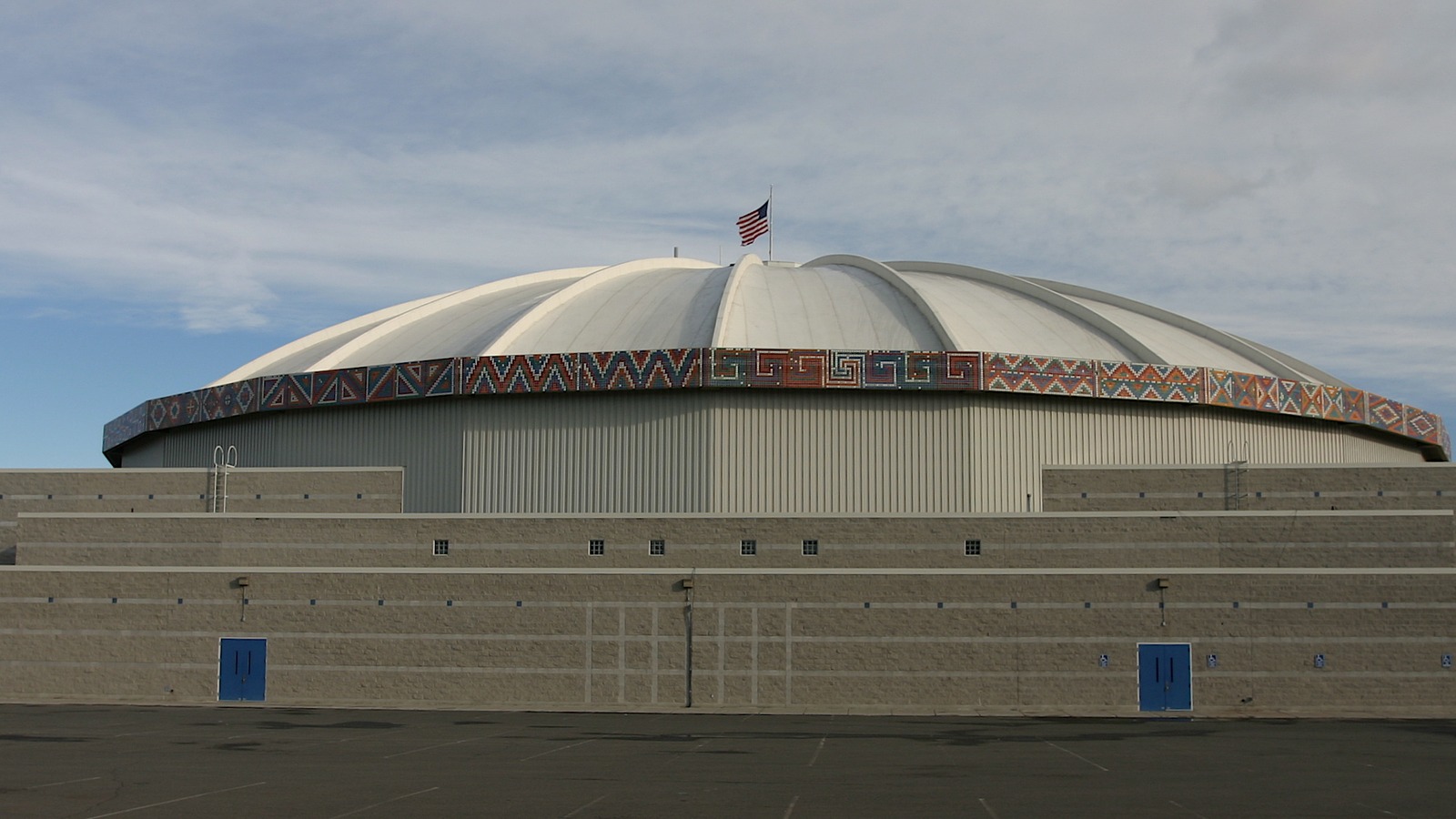 Exterior of the Yakima Valley SunDome at State Fair Park