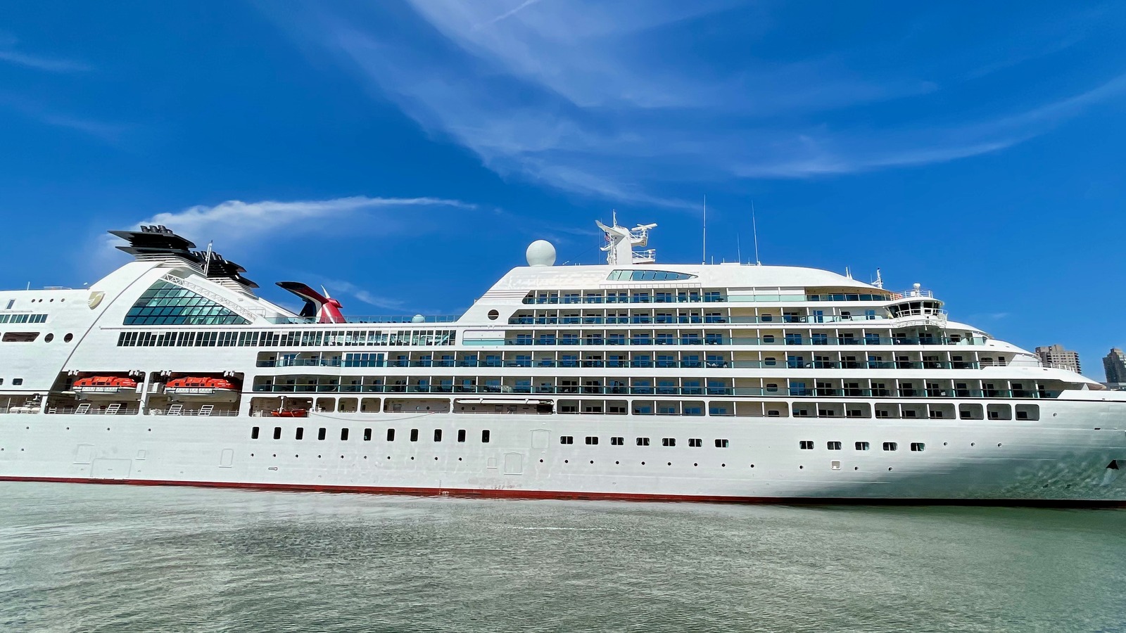 Seabourn Quest photographed in New York in September 2022, before its announced 2028 Amazon voyage