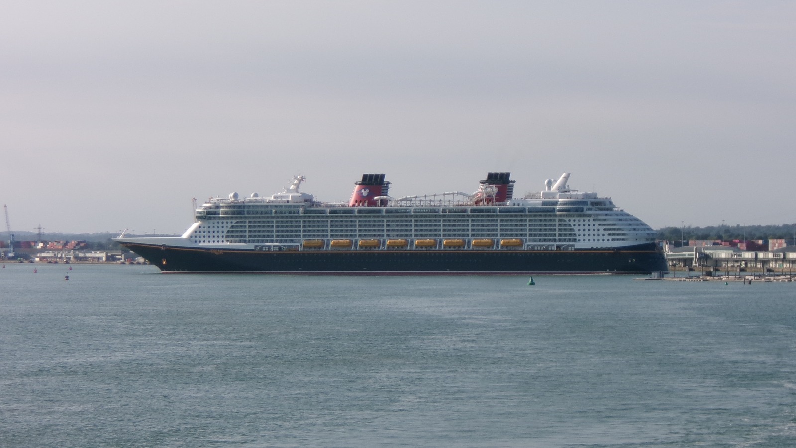 Disney Dream departing Southampton