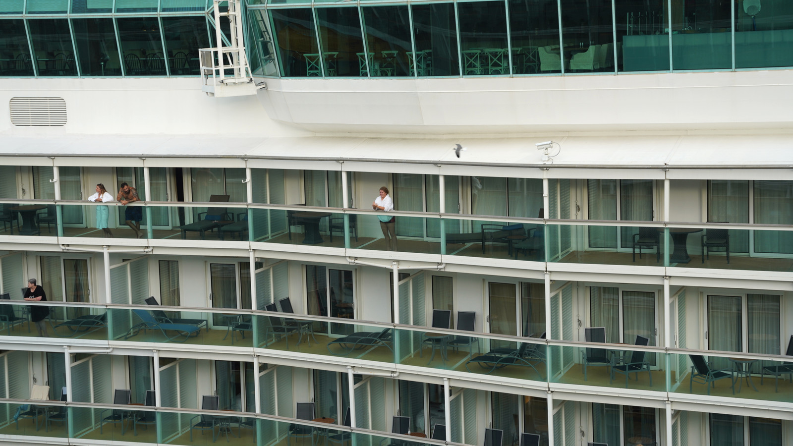 Freedom of the Seas balcony profile