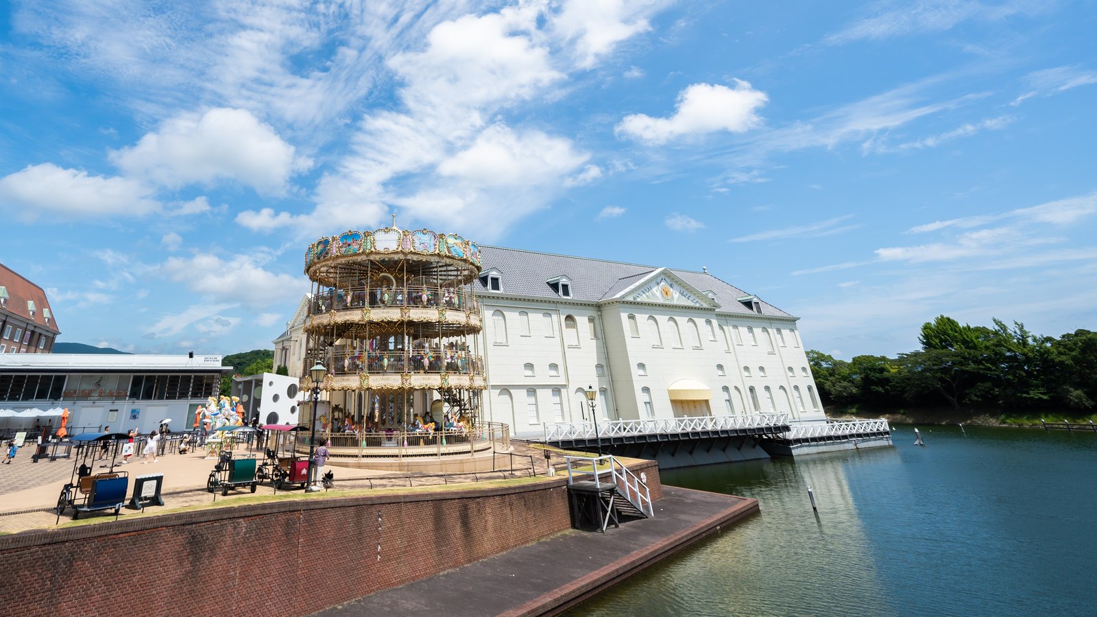 Three tier Sky Carousel in Attraction Town at Huis Ten Bosch