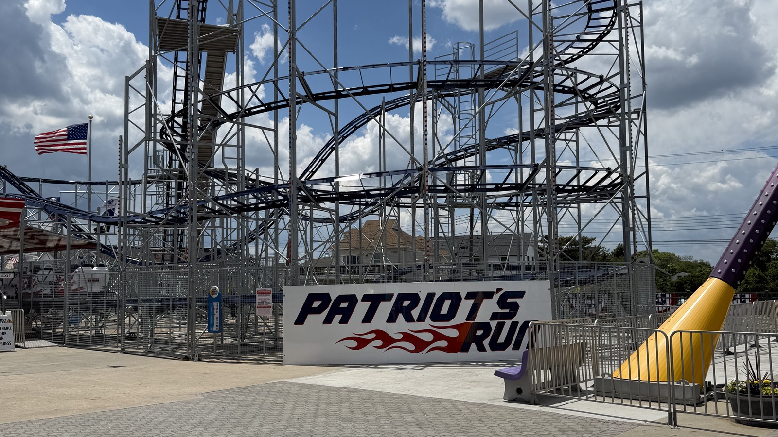 Patriot's Run roller coaster and entrance sign