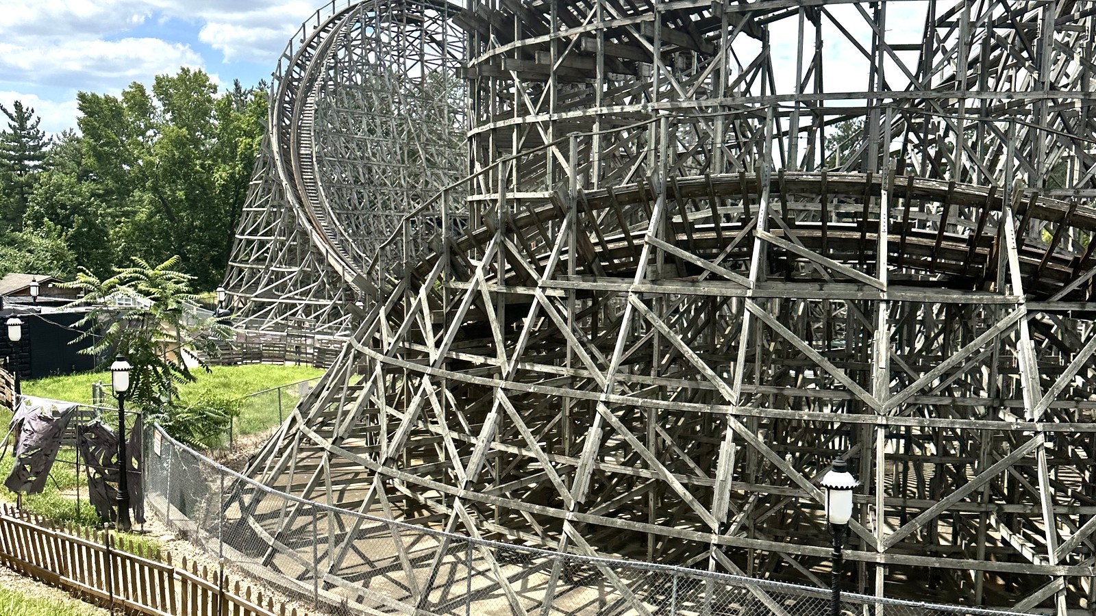 American Thunder wooden coaster at Mid America Adventure