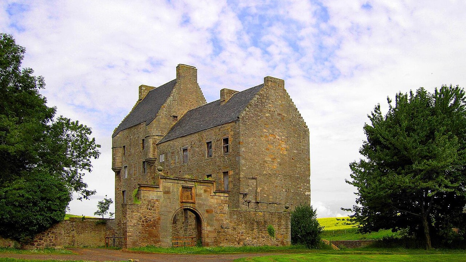 Courtyard approach to Midhope Castle in Scotland