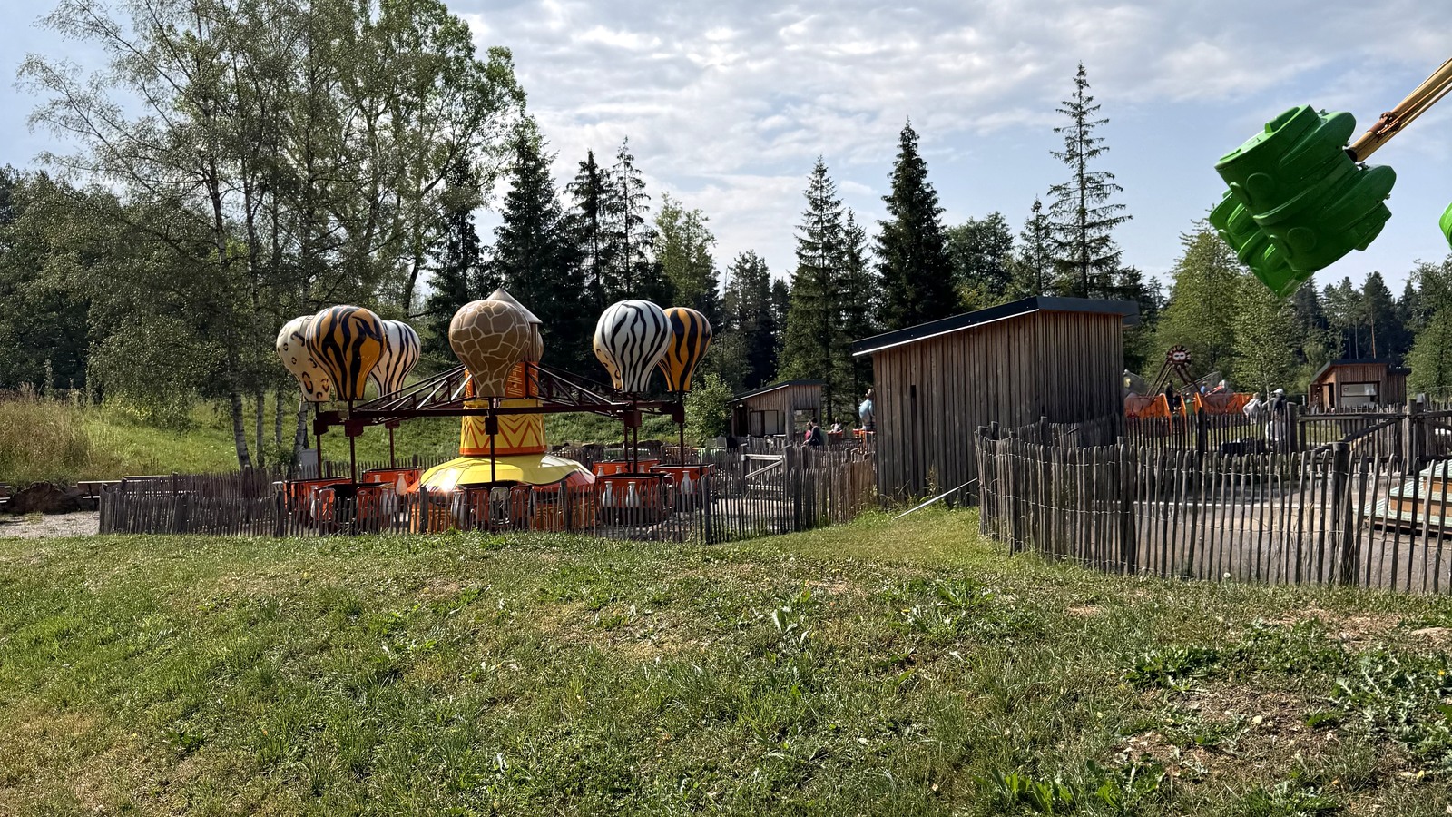 Ballons ride in the Tatzmania rides area
