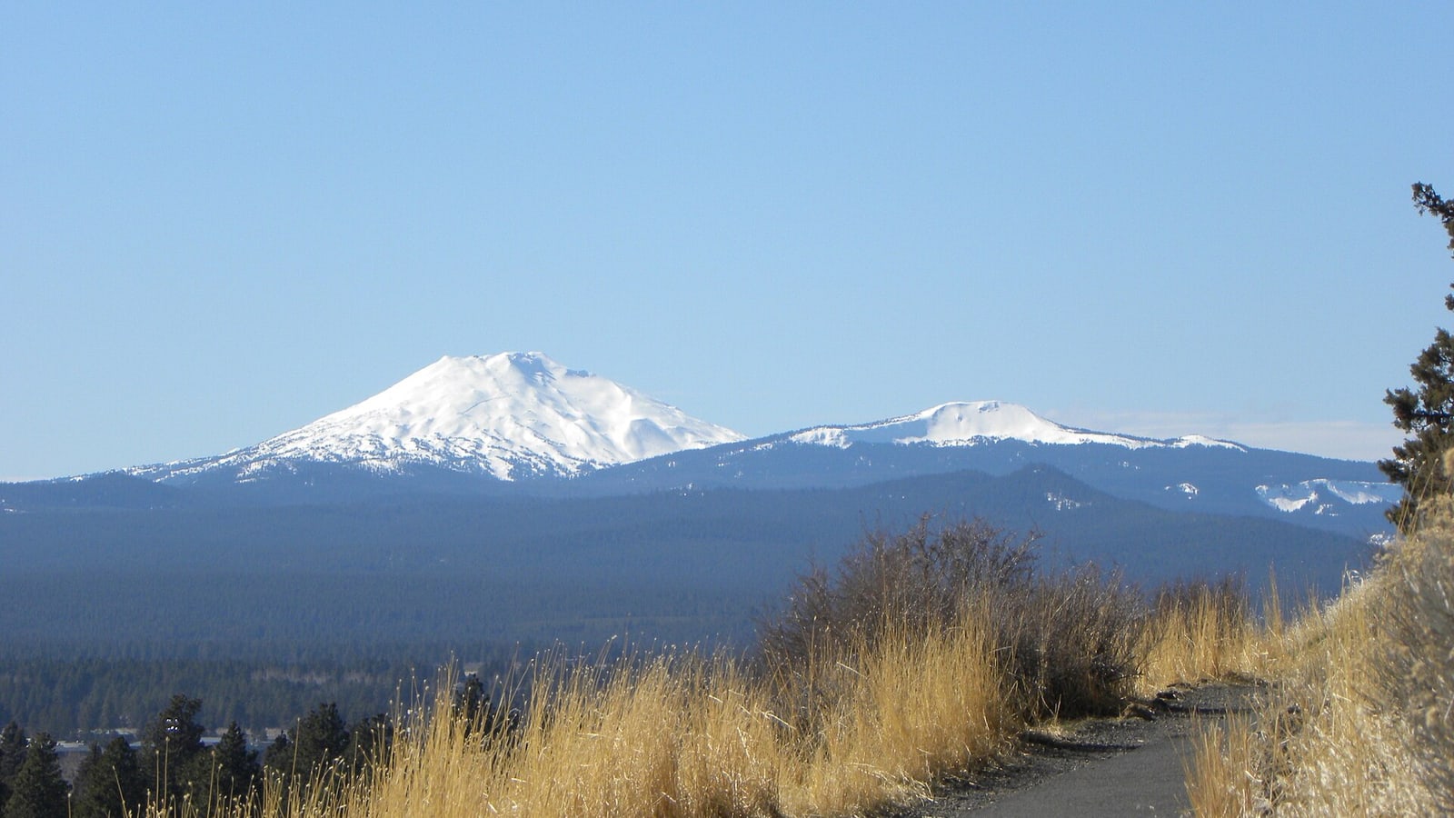 Pilot Butte viewpoint in Bend, Oregon