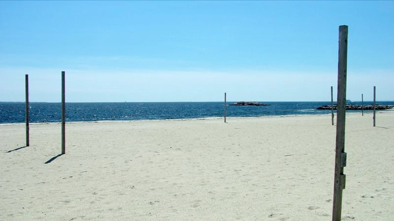 Ocean Beach Park New London Connecticut, a ranked stop in this Deep Arrival guide
