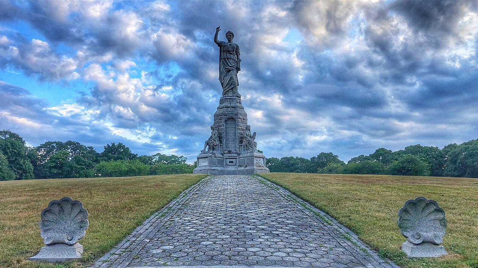 Granite National Monument to the Forefathers in Plymouth