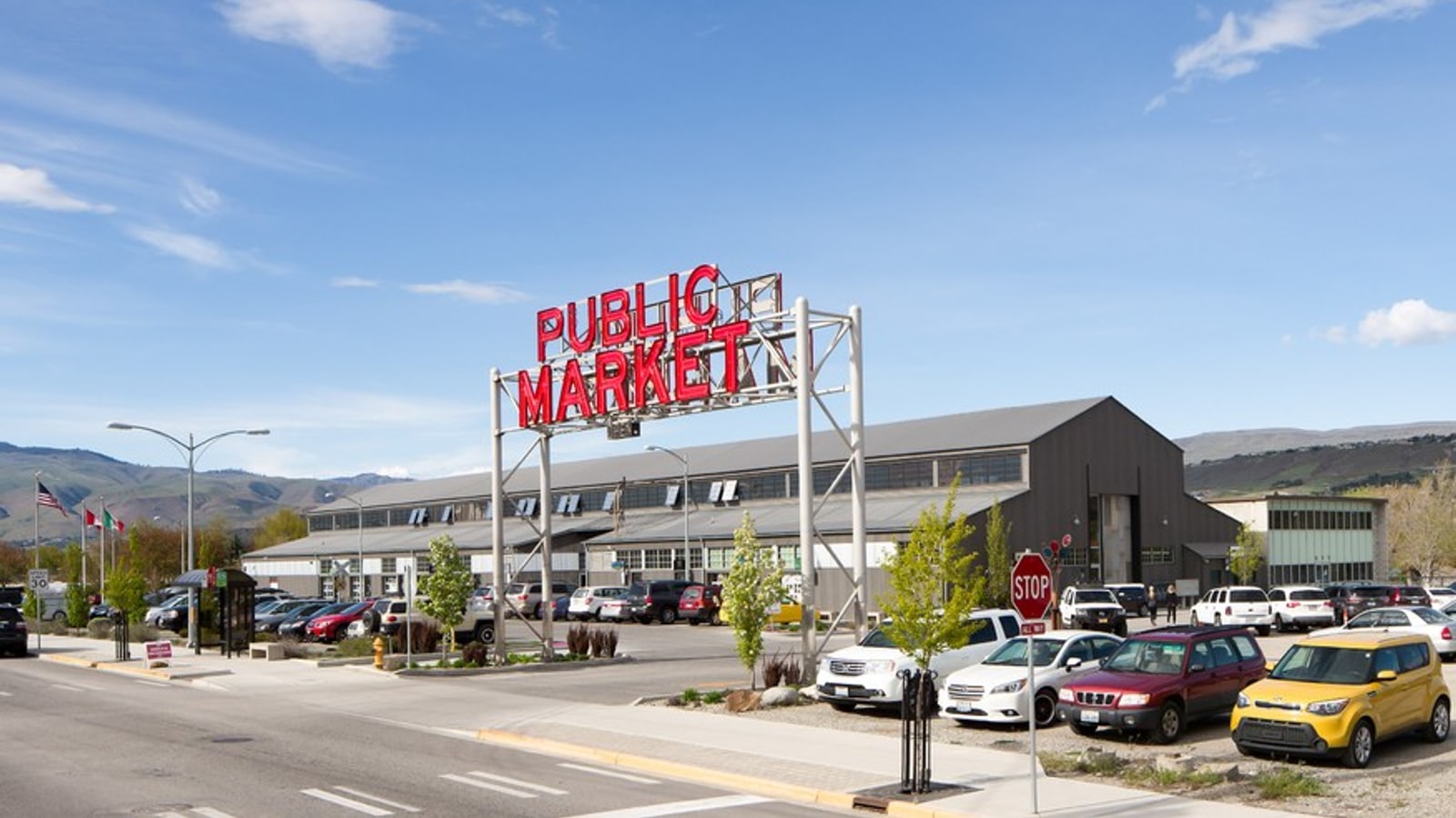 Pybus Public Market Wenatchee Washington, a ranked stop in this Deep Arrival guide