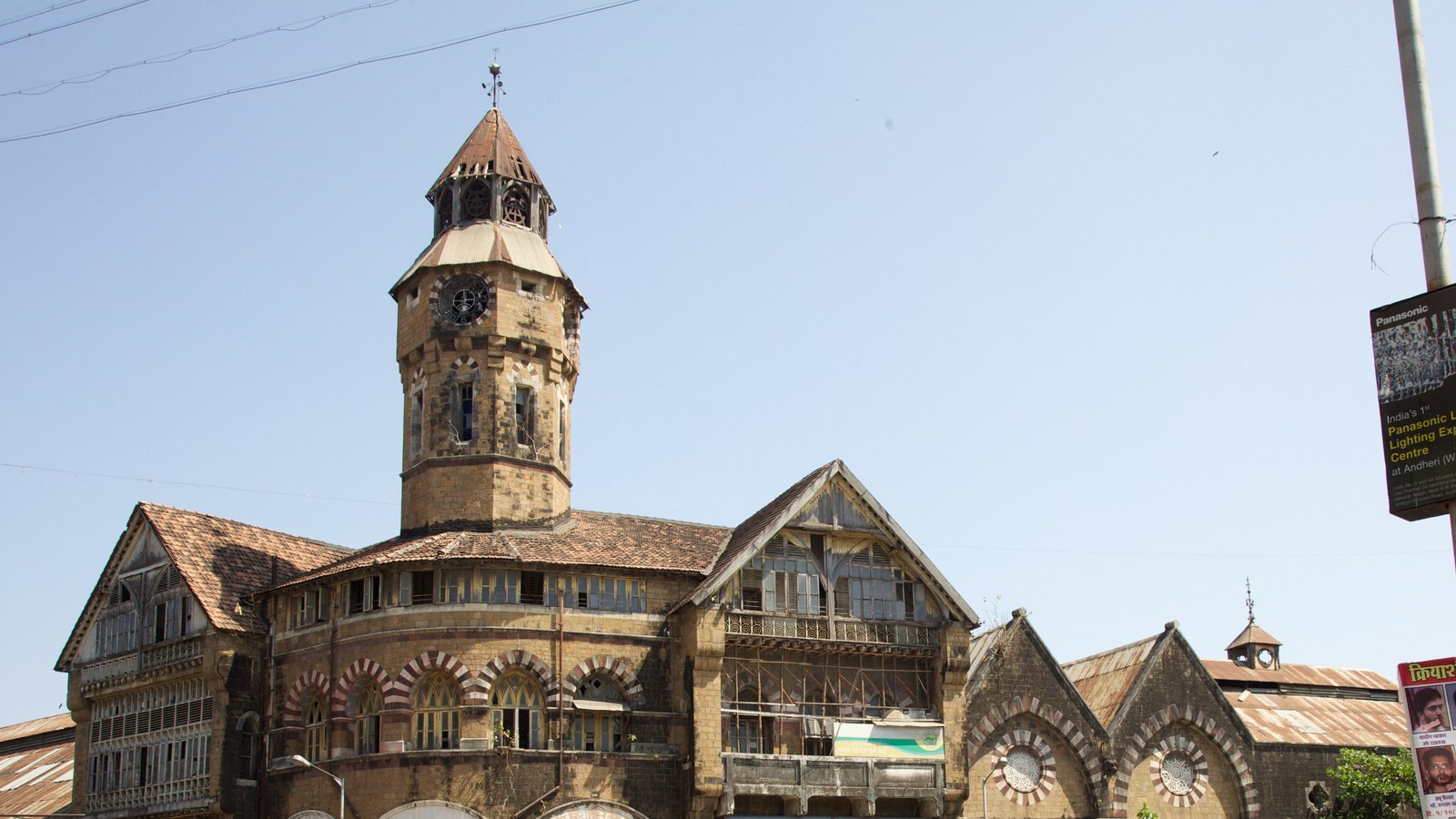Historic exterior of Crawford Market in Mumbai