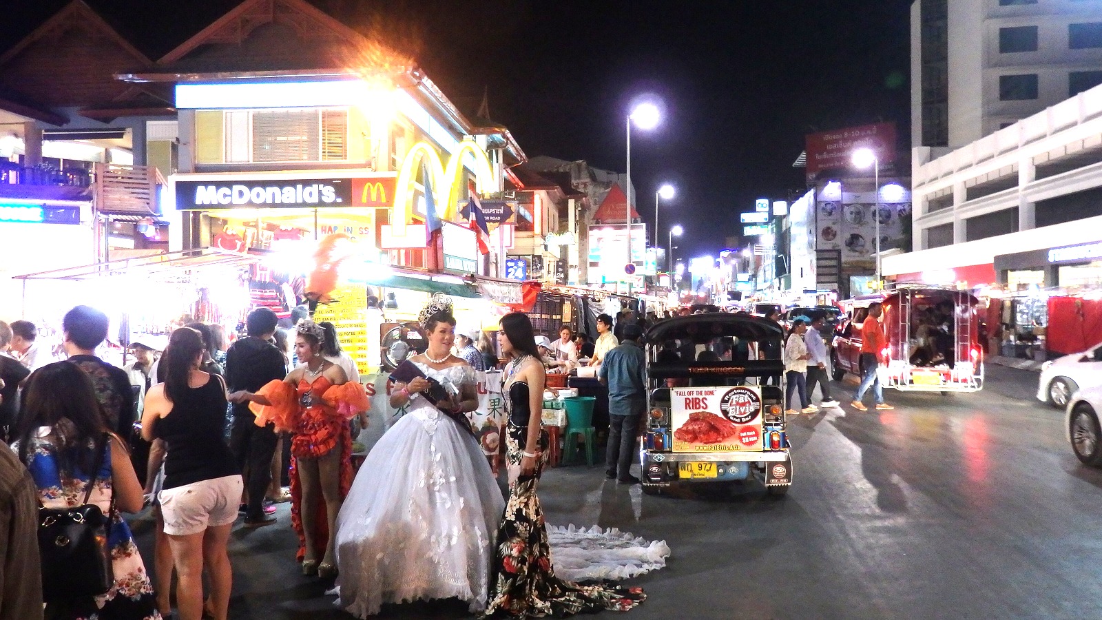 Evening market scene along Chiang Mai's Night Bazaar corridor