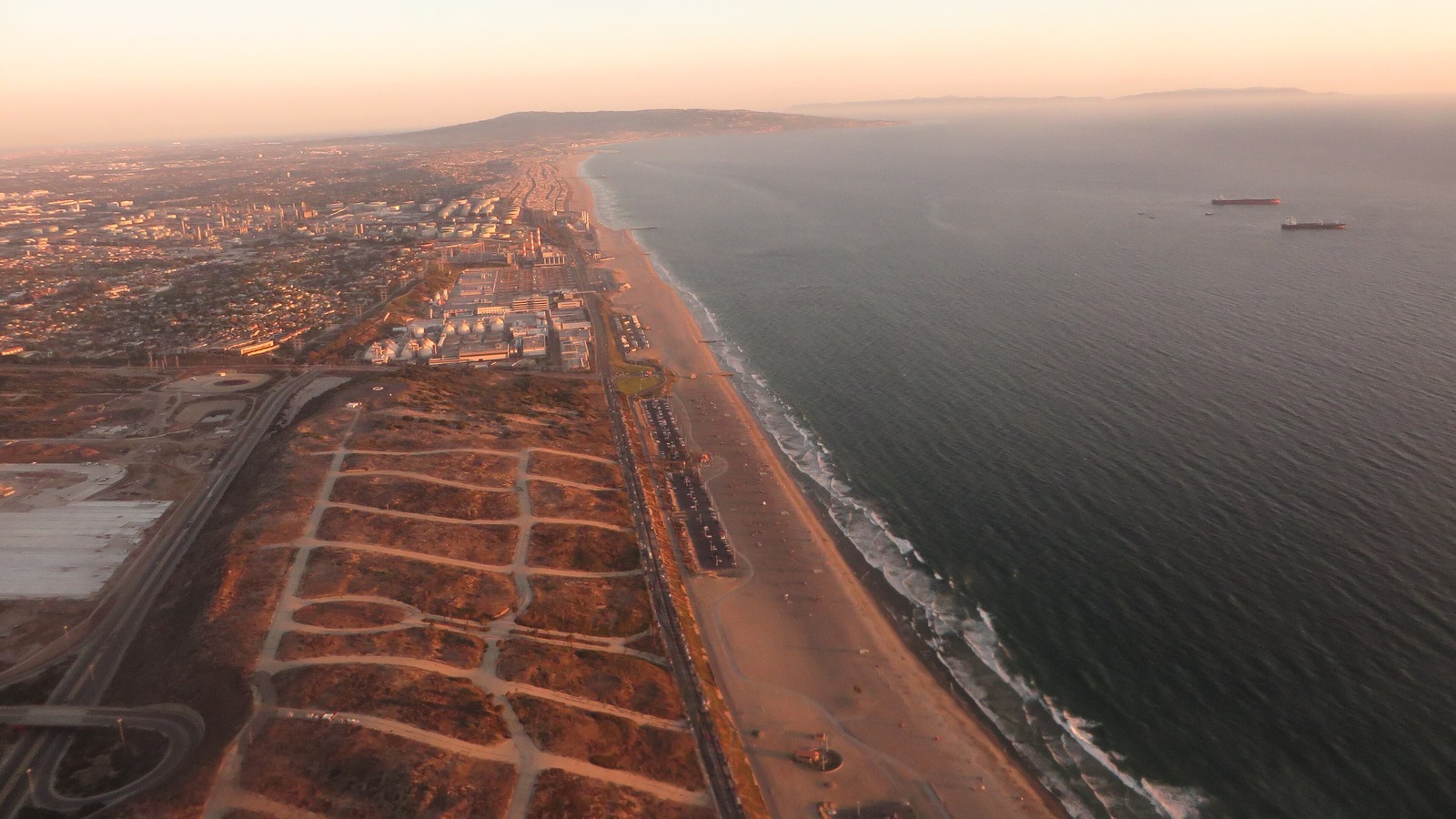 Bright coastal view near El Segundo and Los Angeles International Airport