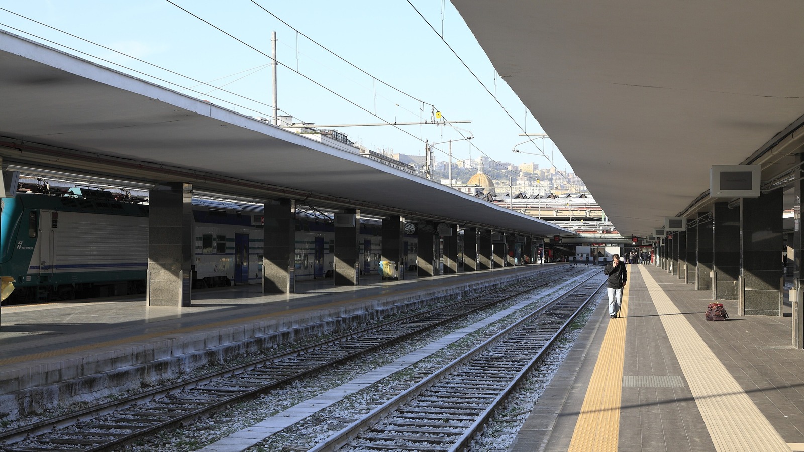 Napoli Centrale railway station in daylight
