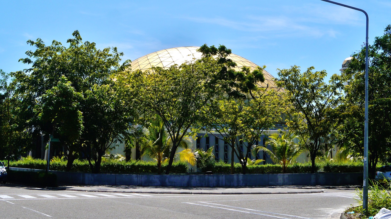 Bright waterfront view of Hulhumalé near Velana International Airport