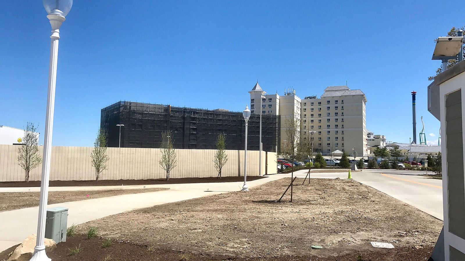 places to stay near Cedar Point lodging and access context