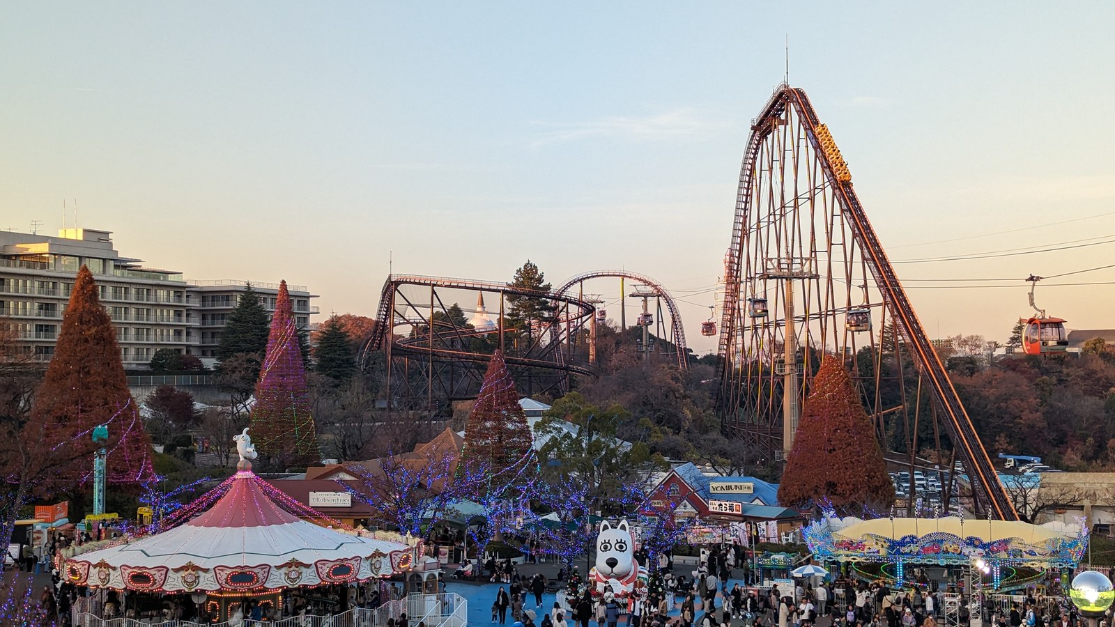 Bandit coaster and seasonal ride area at Yomiuriland