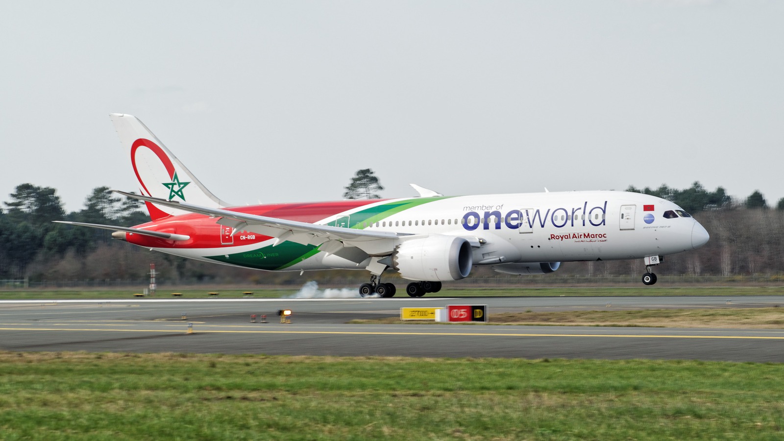Royal Air Maroc Boeing 787-8 CN-RGB landing, file photo