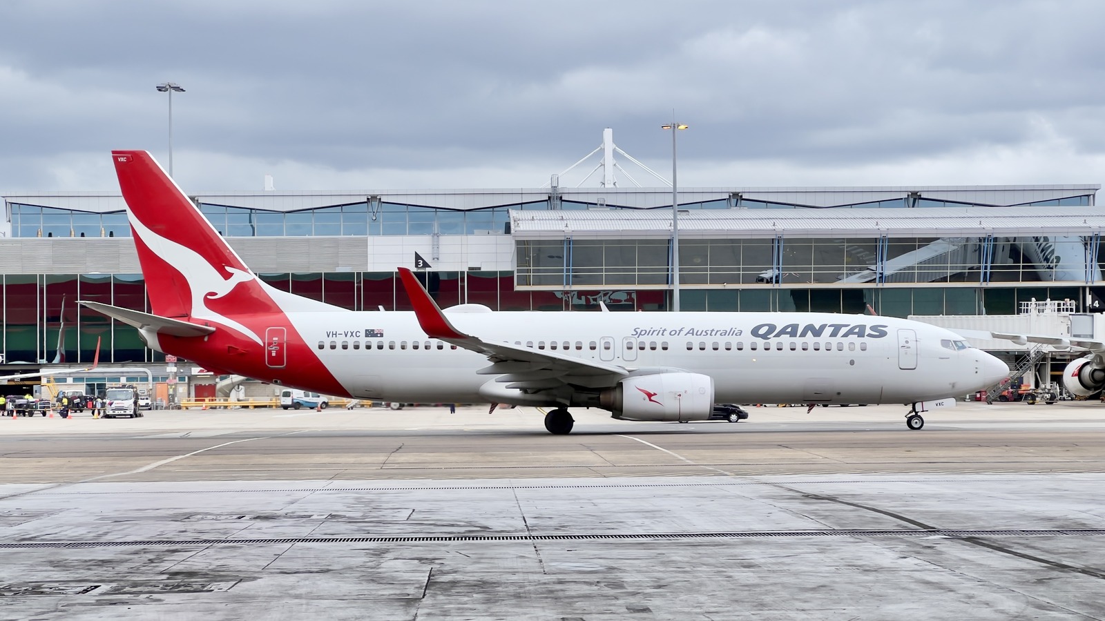 Qantas Boeing 737 aircraft at Sydney Airport in January 2023