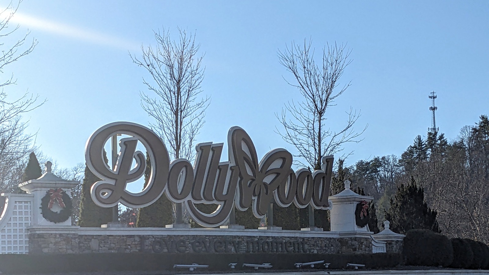 Archival December 2023 photograph of Dollywood's physical entrance sign in Pigeon Forge