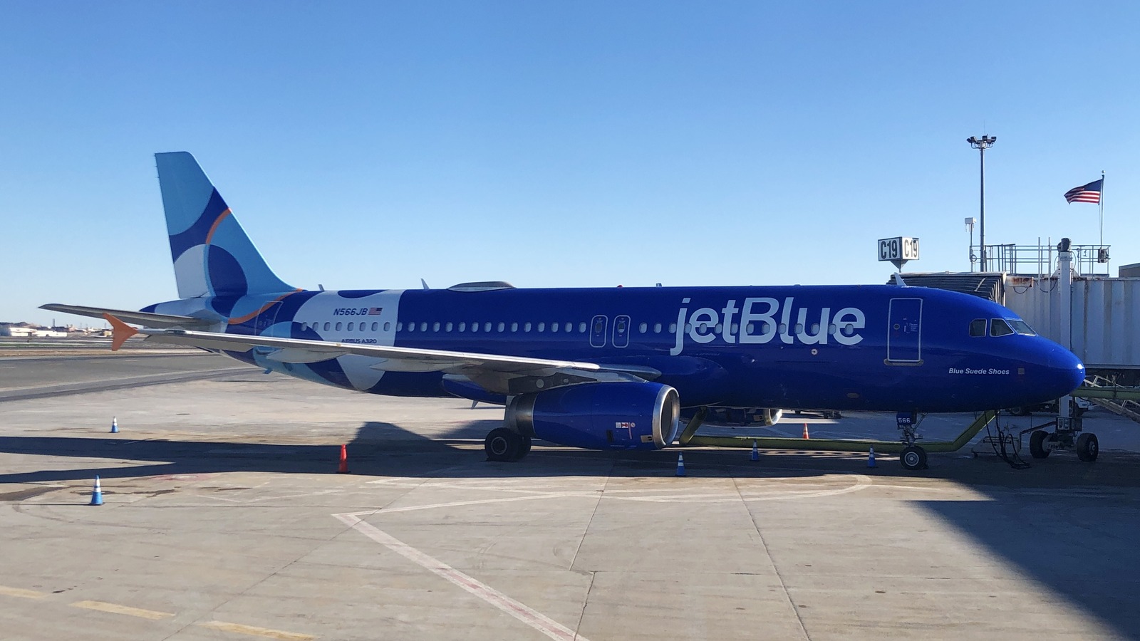 JetBlue Airbus A320 N566JB at Boston on January 27, 2025; historical airline illustration, not the November 2026 BWI to San Juan launch or an assigned aircraft.