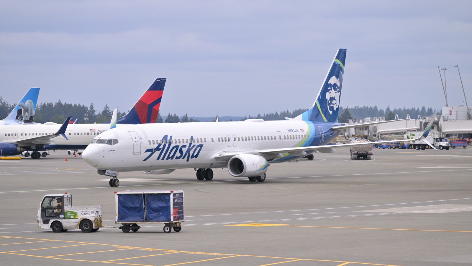 Alaska Airlines Boeing 737-900ER taxiing at Seattle Tacoma International Airport in May 2026