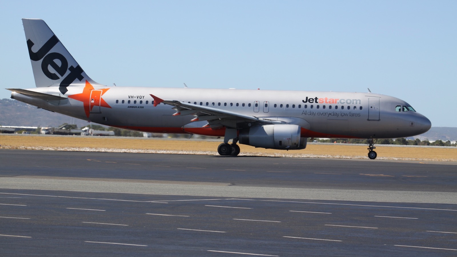 Jetstar Airbus A320 aircraft in Jetstar livery photographed outdoors, illustrating Jetstar narrowbody aircraft