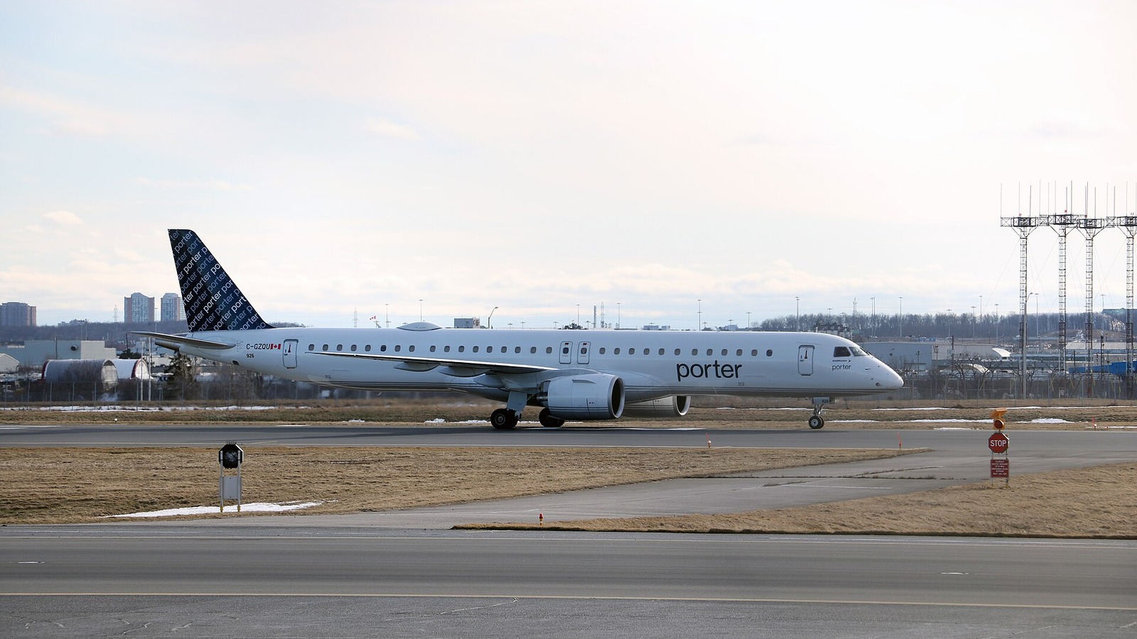 Porter Airlines Embraer E195-E2 C-GZQU taxiing at an airport