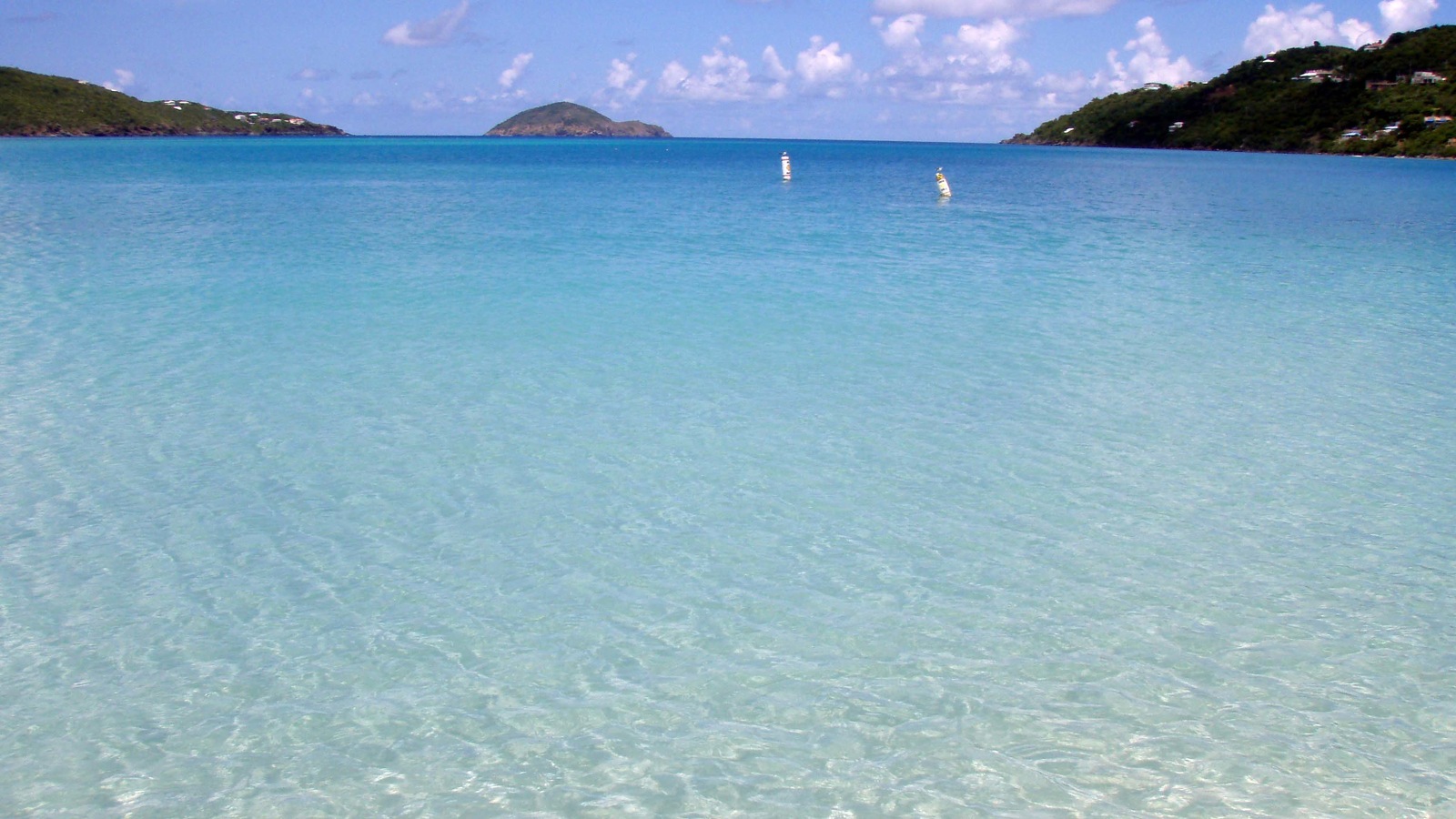 Clear shallow water at Magens Bay on St. Thomas